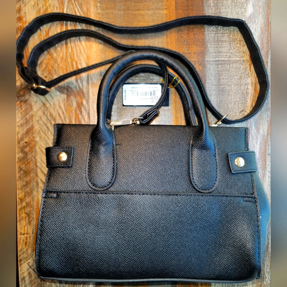 NWT bebe Evie Small Crossbody Satchel